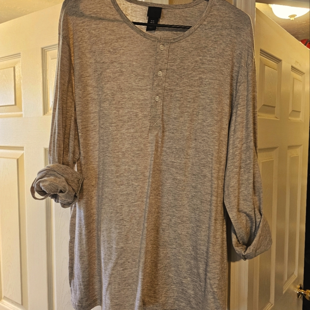 Long sleeve shirt xl